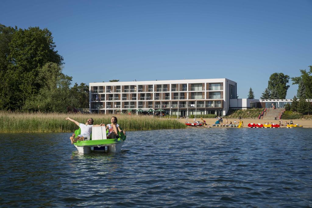 Hotel Sulkowski Conference Resort Boguszyn  Exteriör bild