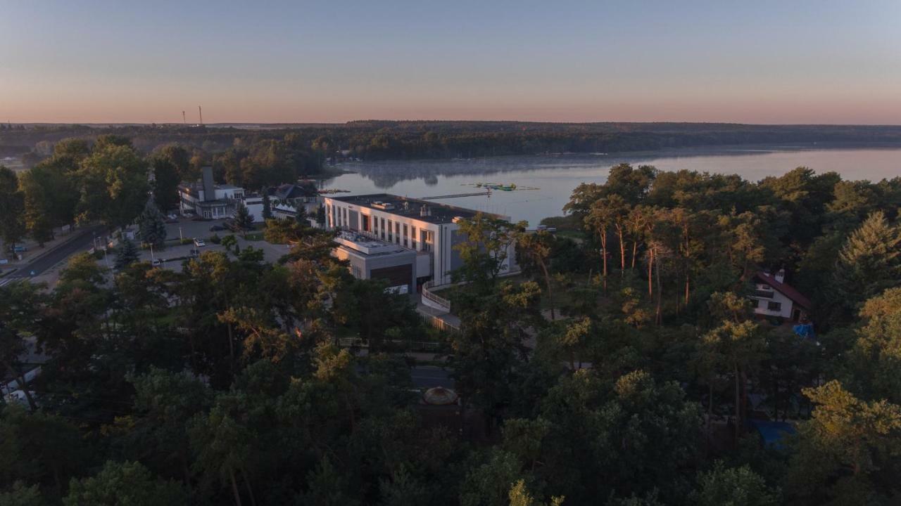 Hotel Sulkowski Conference Resort Boguszyn  Exteriör bild